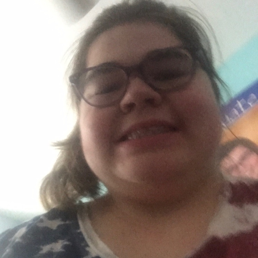 Meet your Posher, Kayla
